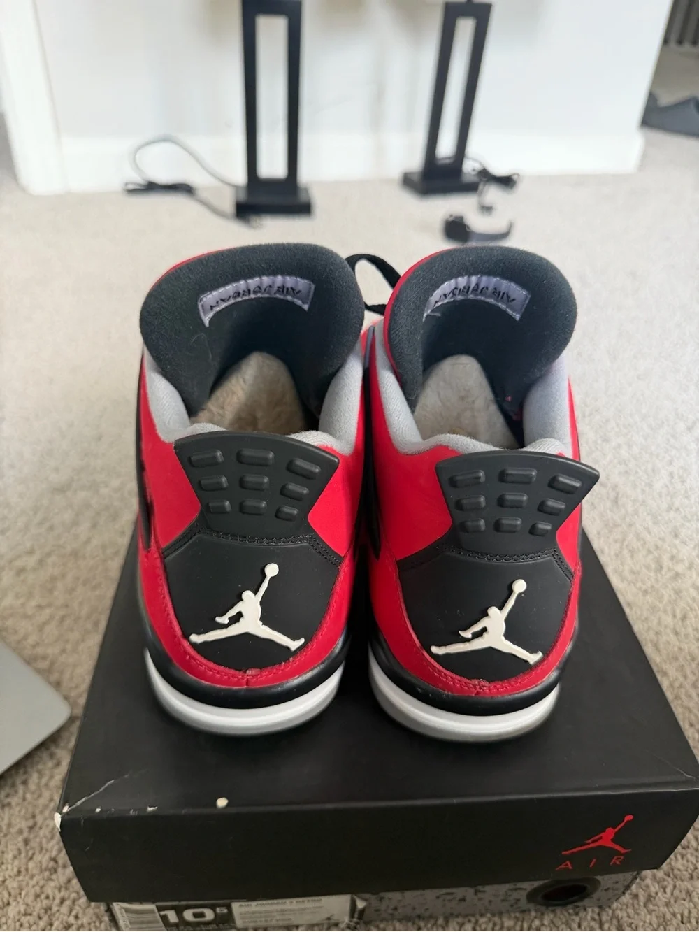 Jordan 4 Retro Toro Bravo 2013 Size 10.5 men